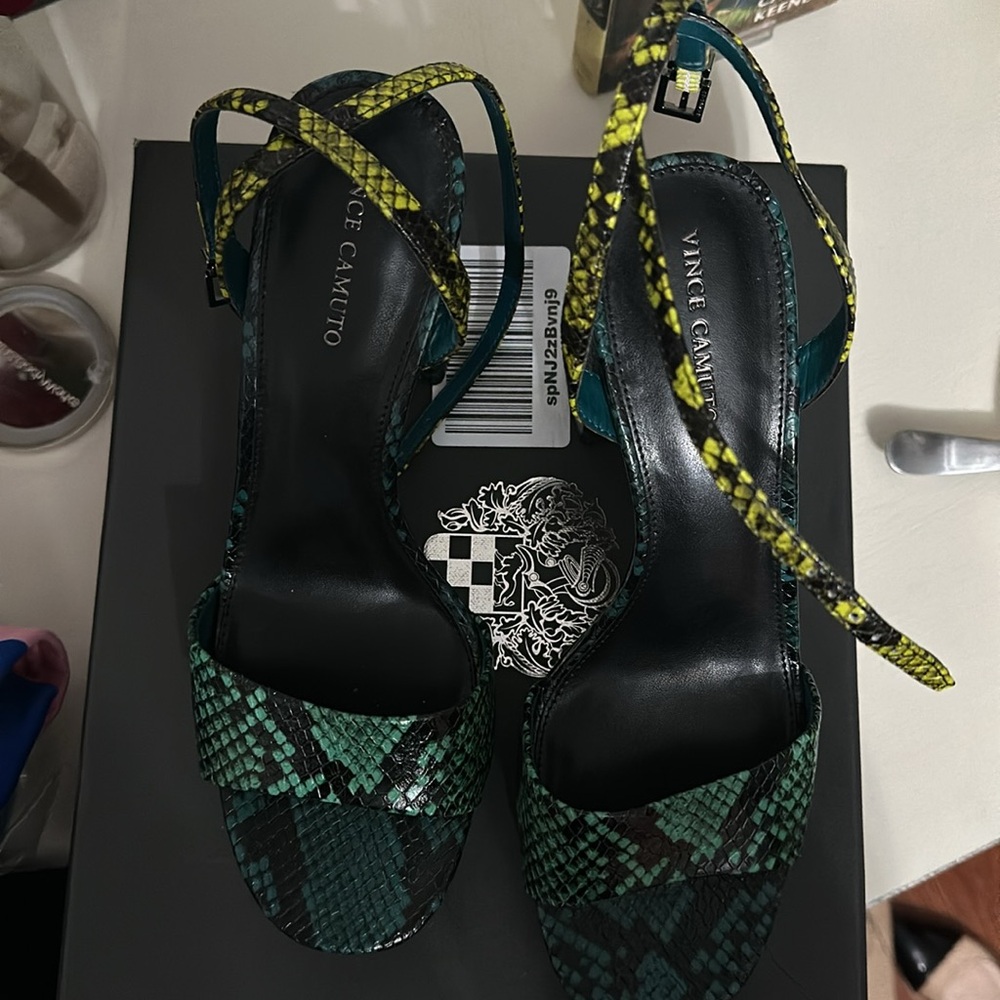 Vince Camuto Pendry Ankle Strap Platform Sandal Ocean Size 10 - Picture 9 of 9